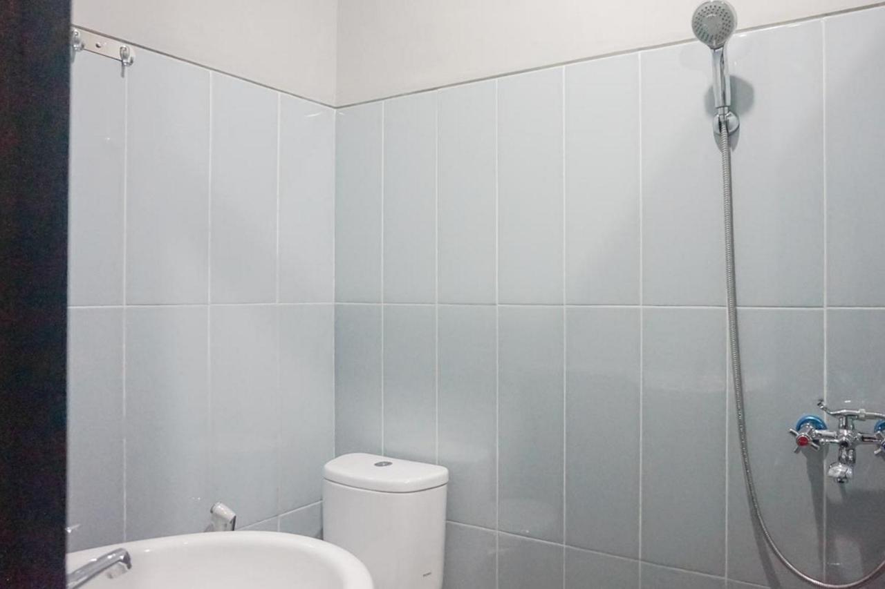RedDoorz Plus @ Kalpataru Malang Zewnętrze zdjęcie